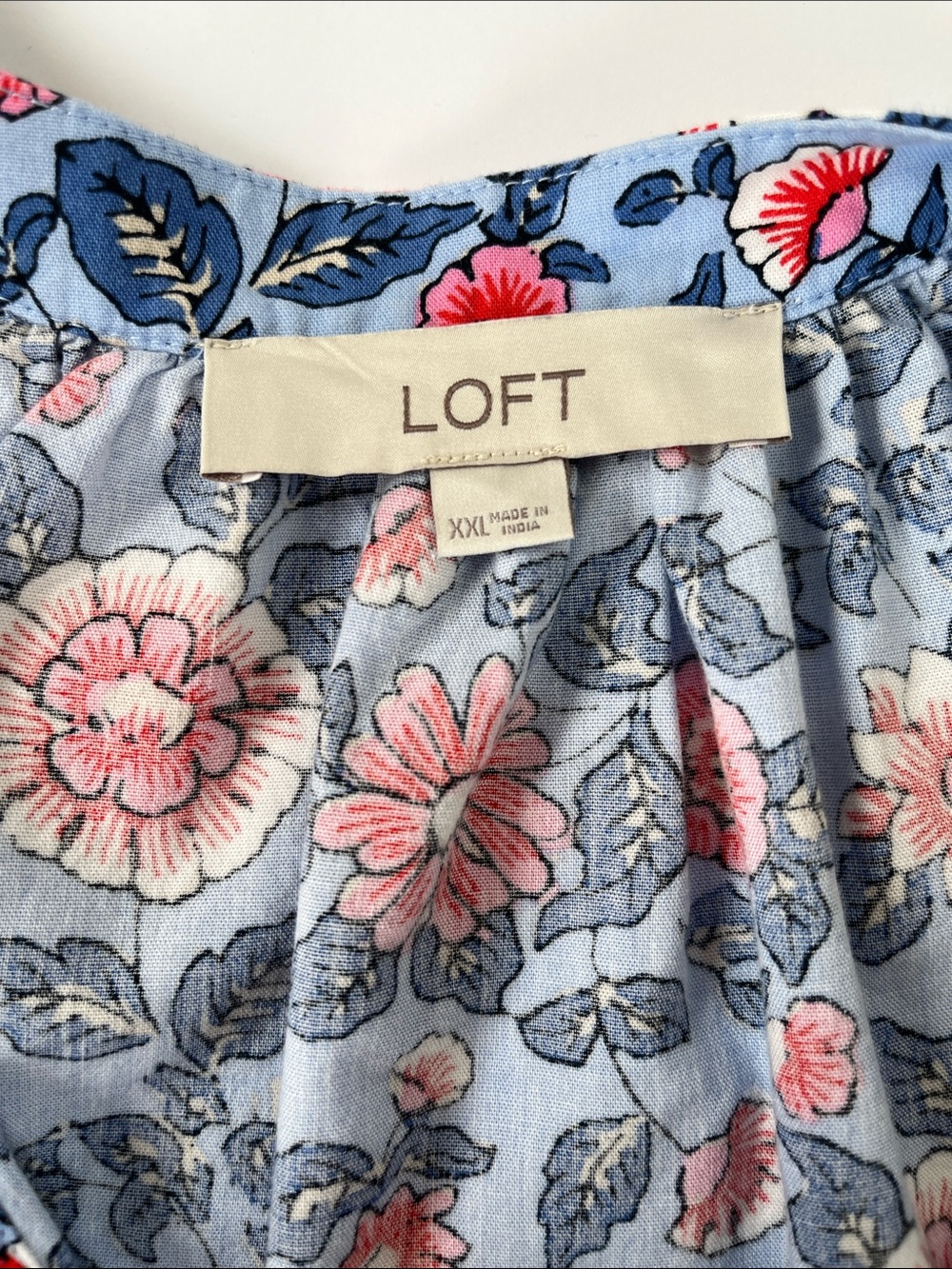LOFT Blue Floral Puff-Sleeve Blouse with Red and Pink Flowers Sz XXL - Picture 6 of 9